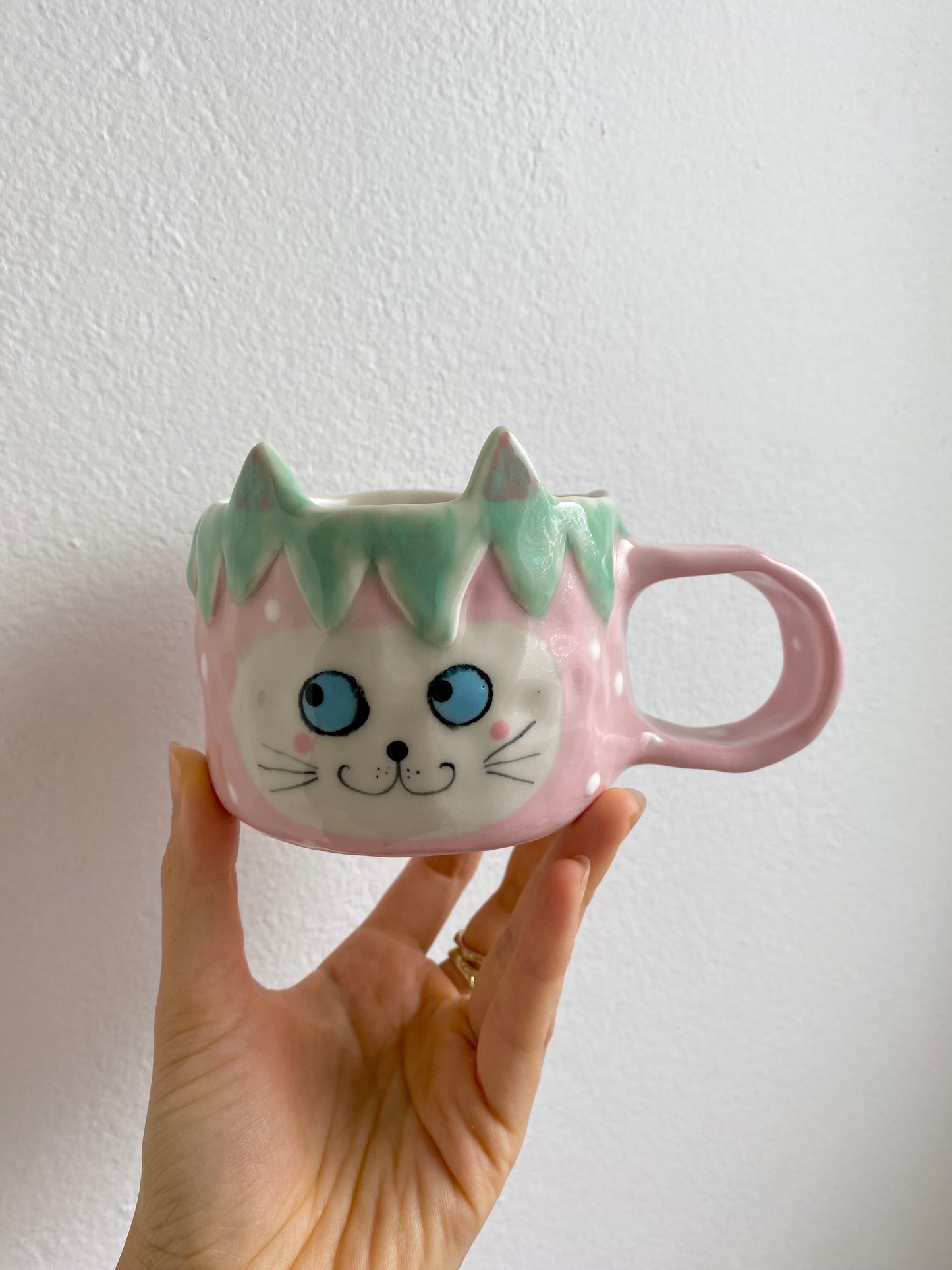 Handmade ceramic cat mug 🐱