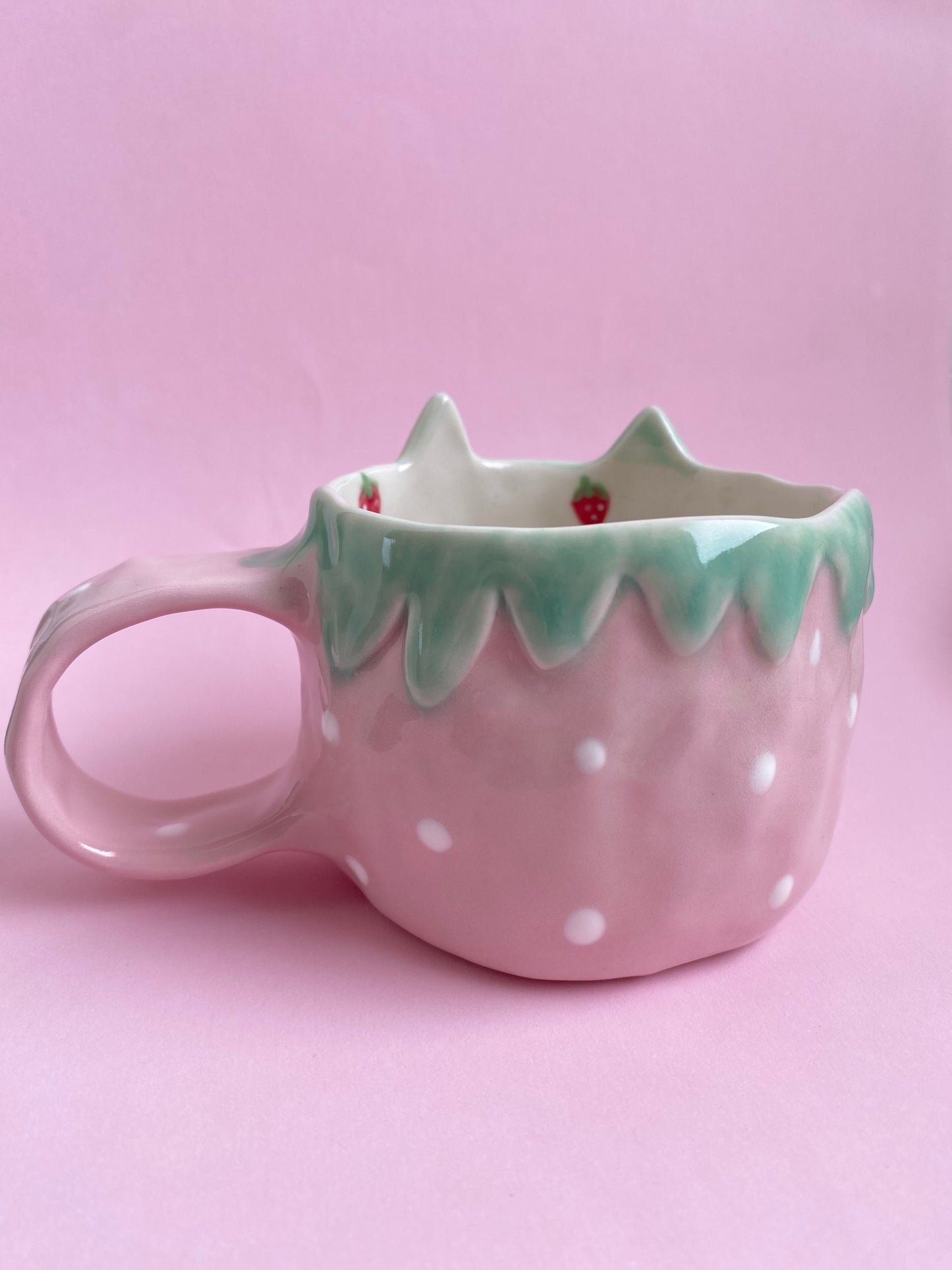 Handmade ceramic cat mug 🐱